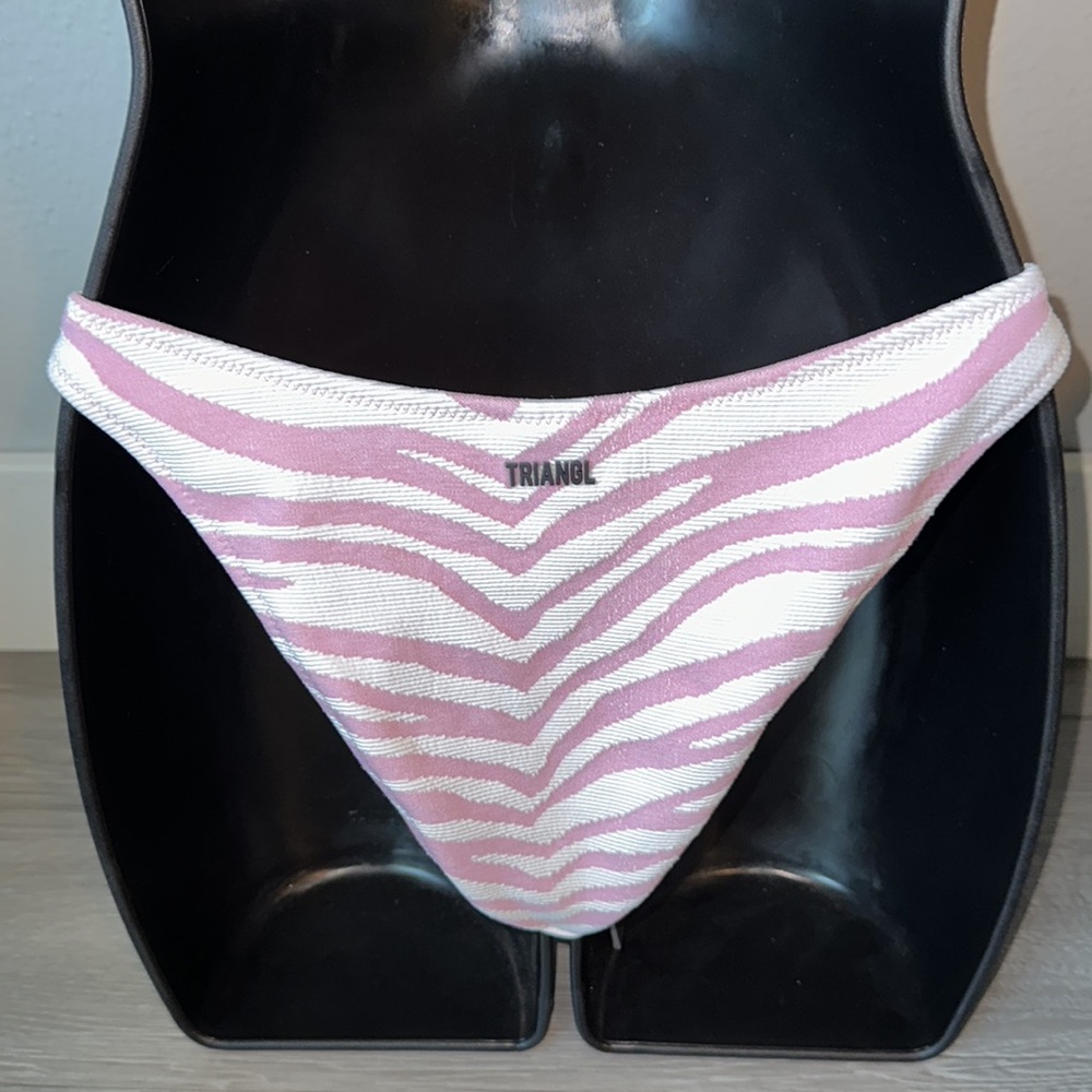 Zebra punch , Cheeky coverage bottom. - Picture 8 of 9